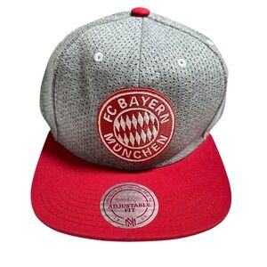 FC Bayern München Mitchell & Ness Snapback Hat Gray Red Adjustable Fit New
